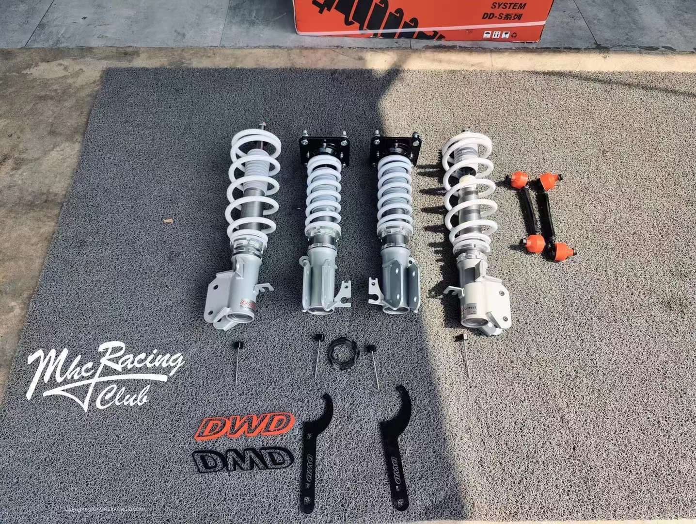 56837780.jpg 56837780